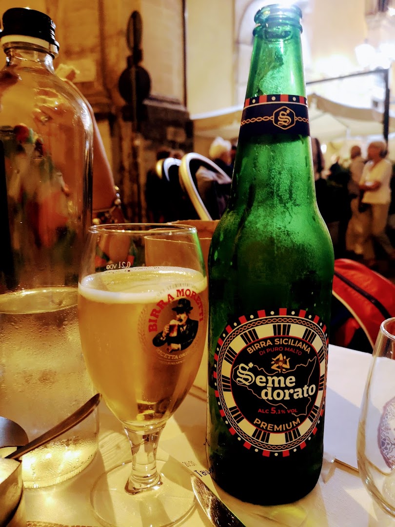 Lucernaio Pub