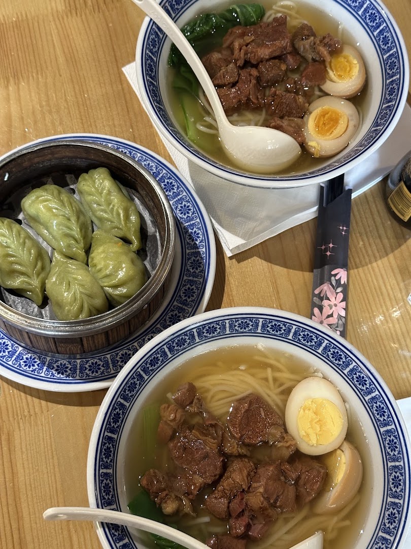 Lucky Cuisine