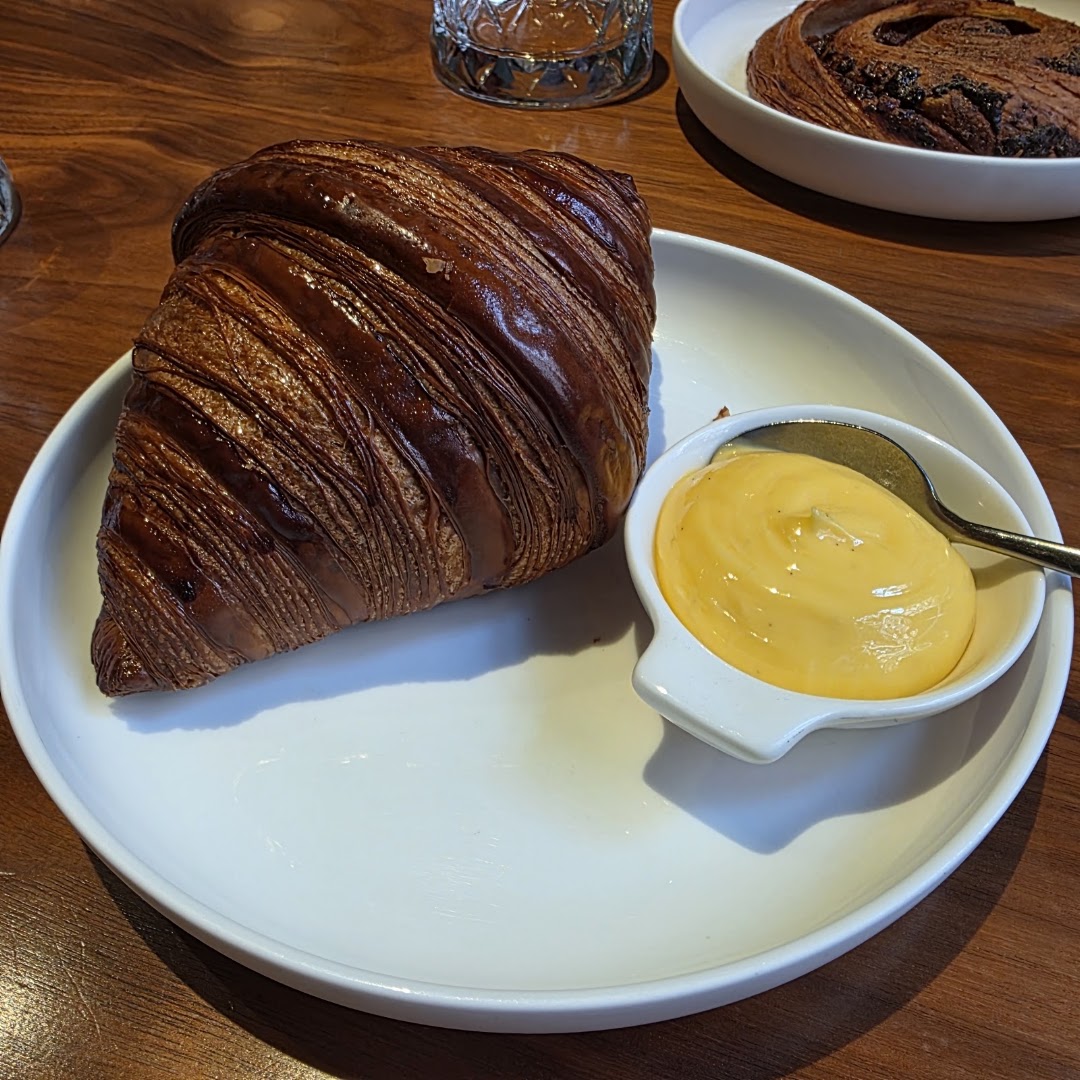 Luminist Cafè Bistrot