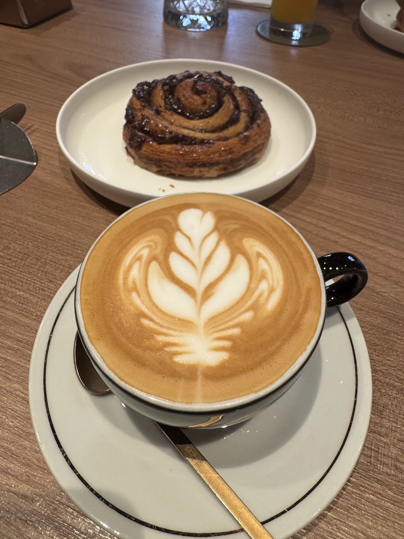 Luminist Cafè Bistrot