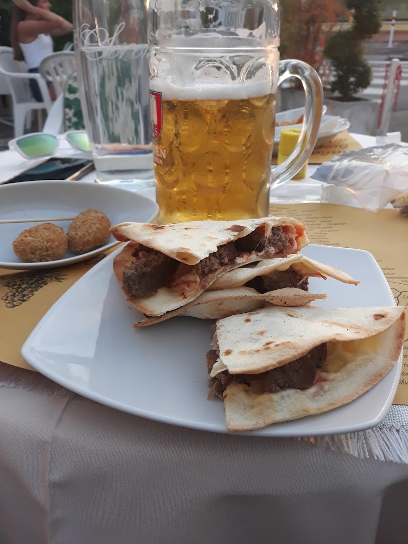 Luna Bar & Cicchetteria