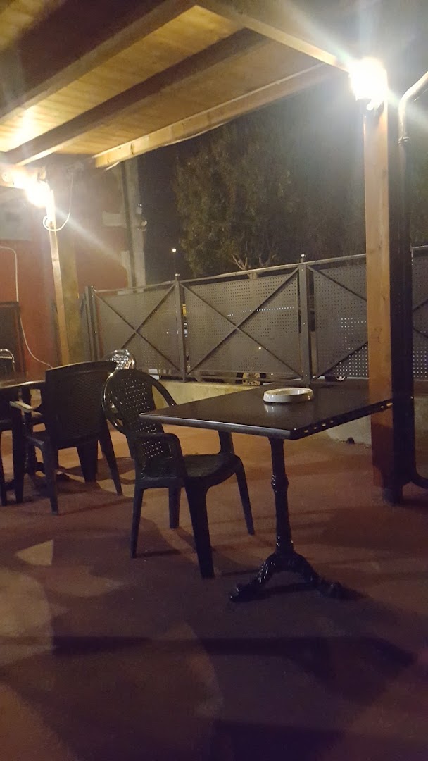 Luna Bar