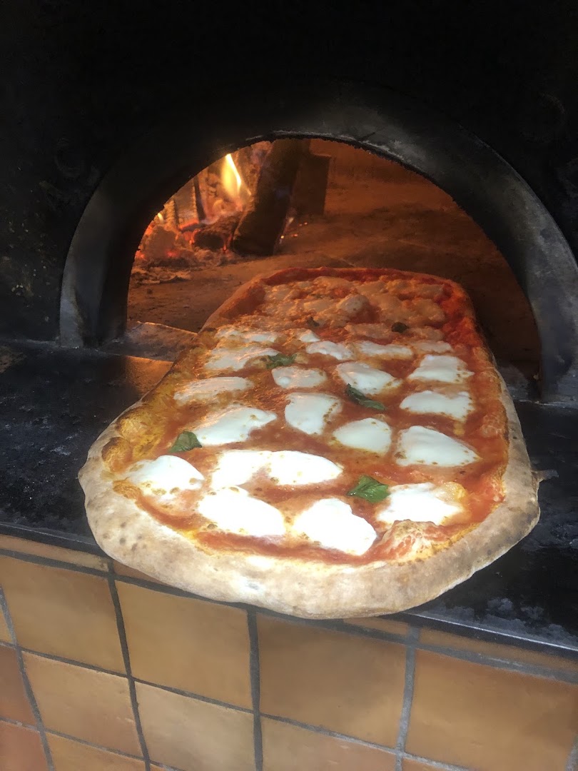 Luna Rossa Pizzeria, Afragola