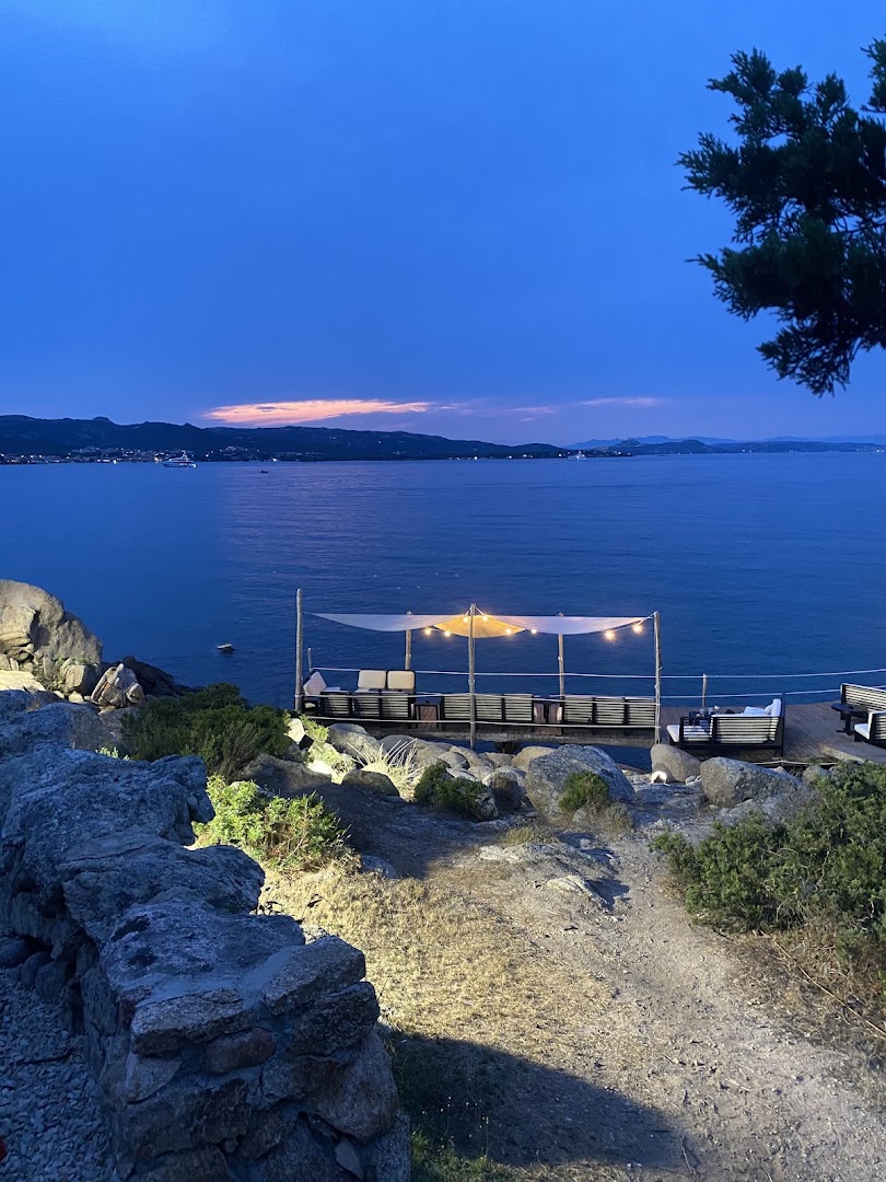 Lunaria Beach Restaurant & Lounge Bar - Apre il 31.5.2025