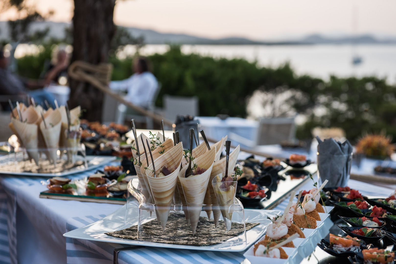 Lunaria Beach Restaurant & Lounge Bar - Apre il 31.5.2025