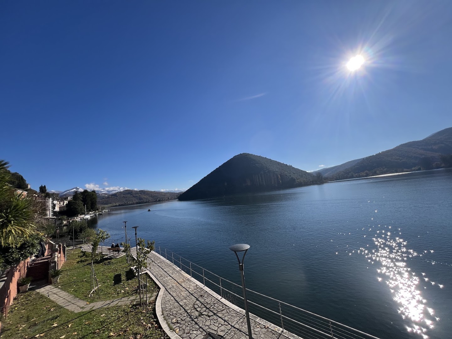 Lungolago Armeno Armeni