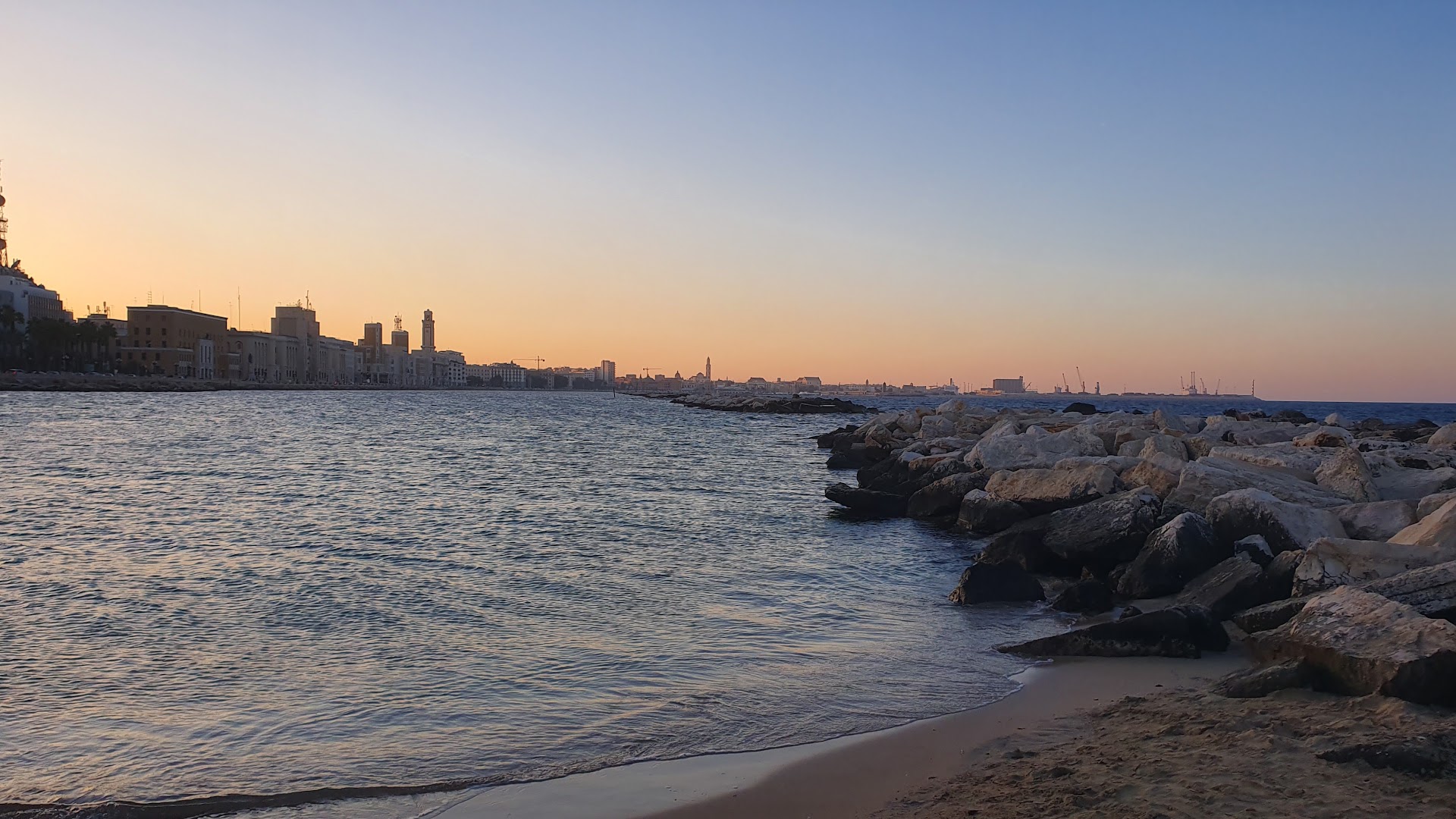 Lungomare Araldo di Crollalanza, Bari