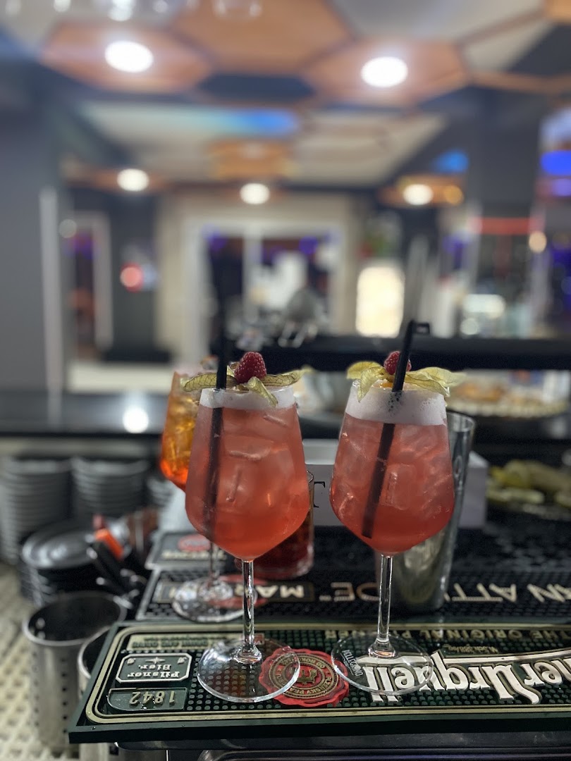 Luxury Lounge-bar, Collepasso