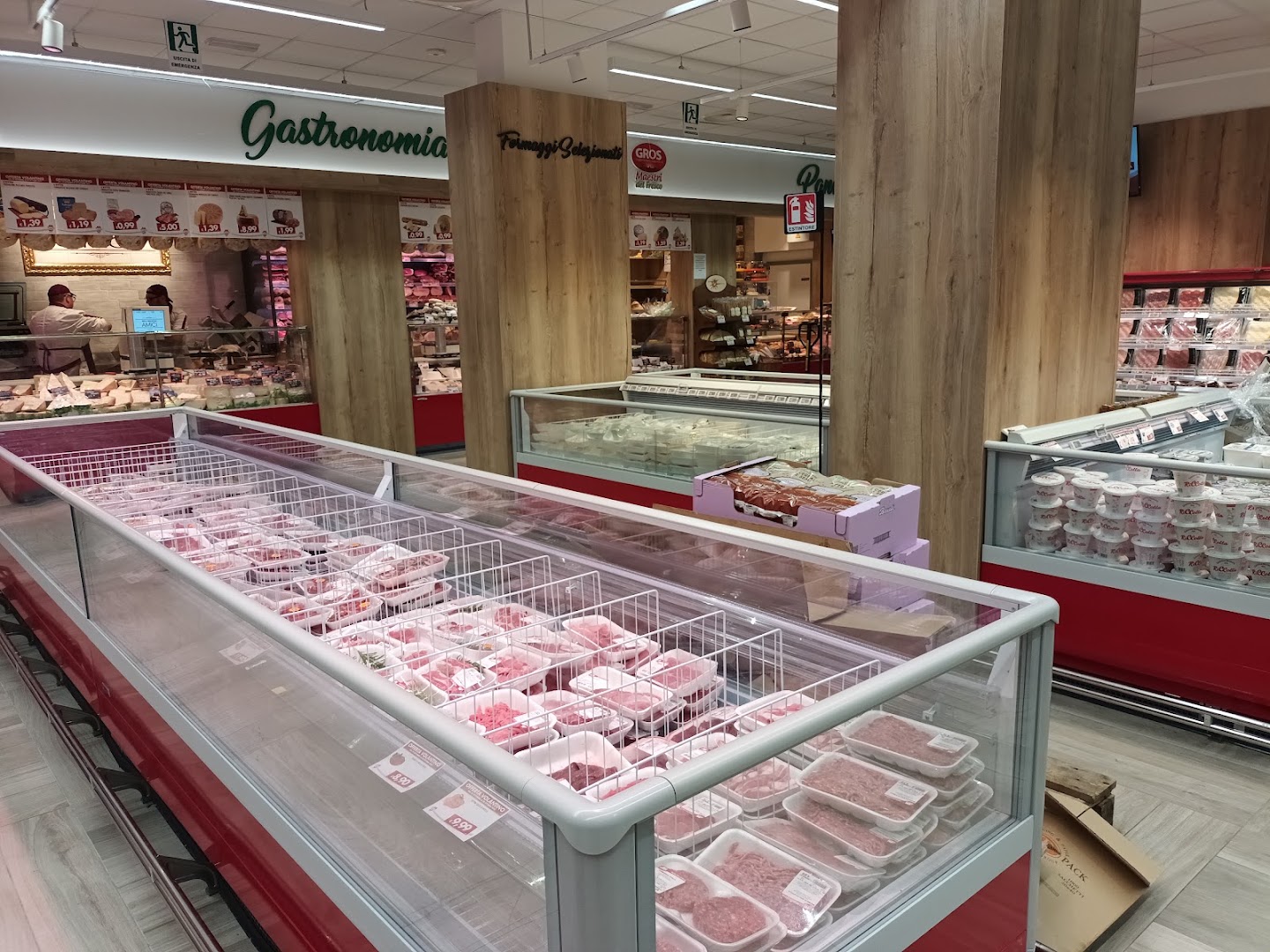 M.A. SUPERMERCATI
