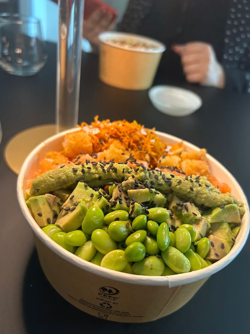 MōMA • Poke