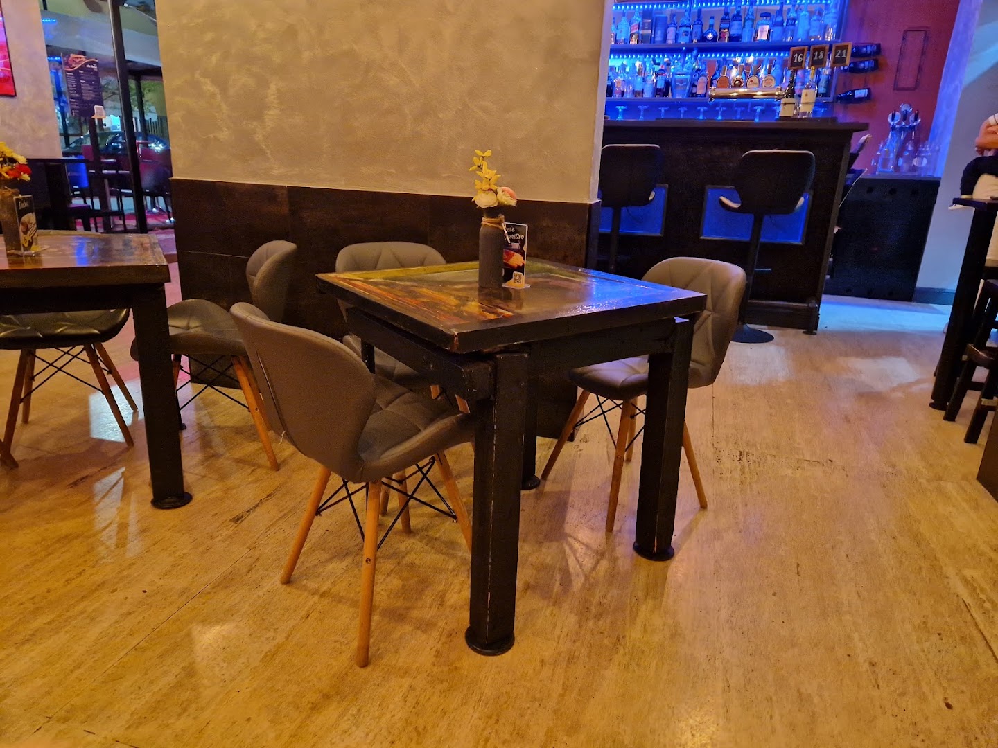 Ma va là Pub