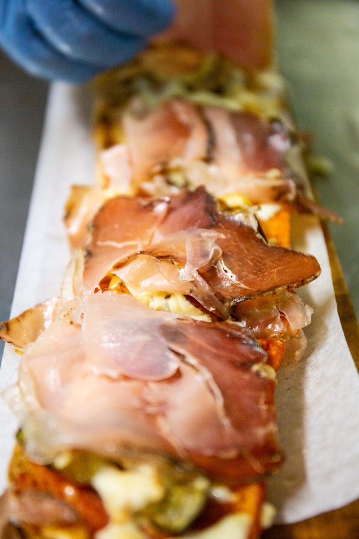 Maccanone 704 Osteria Bruschetteria