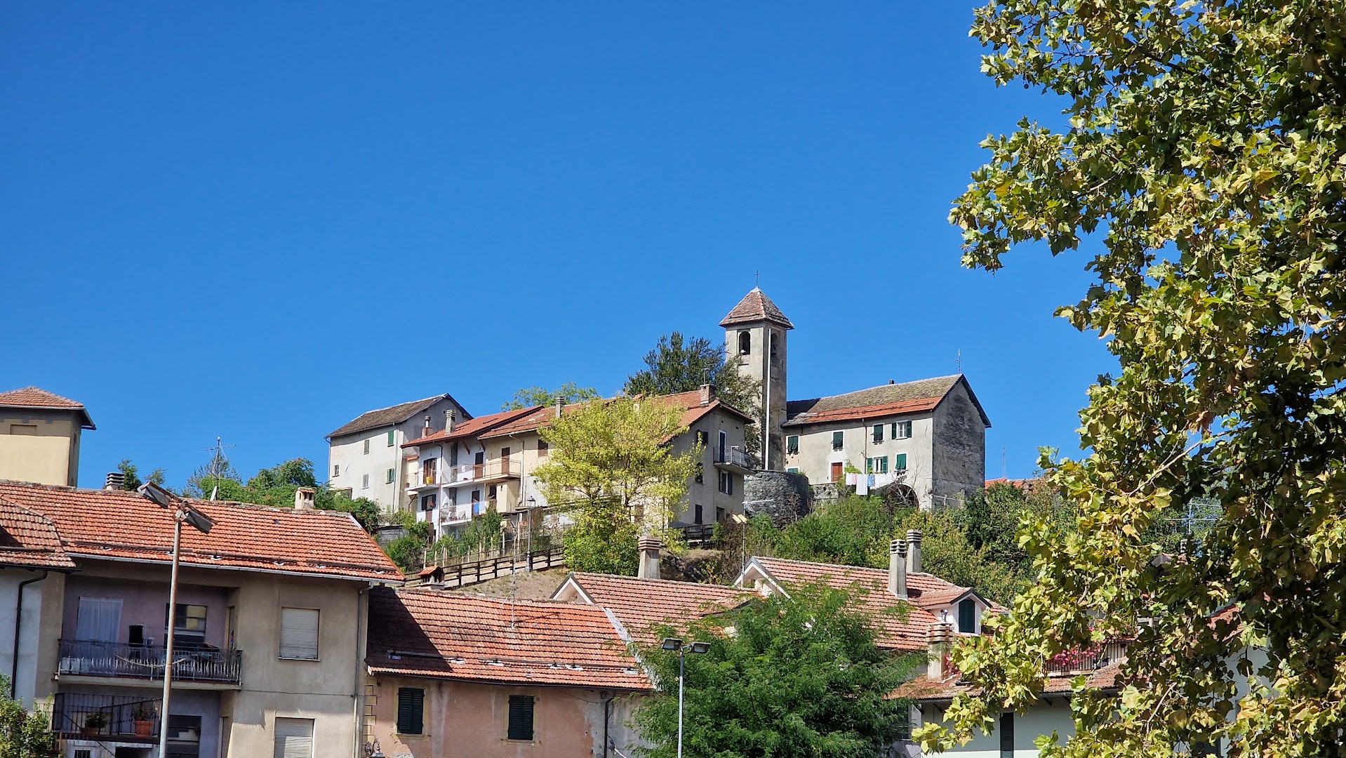 Macciò, Sassello