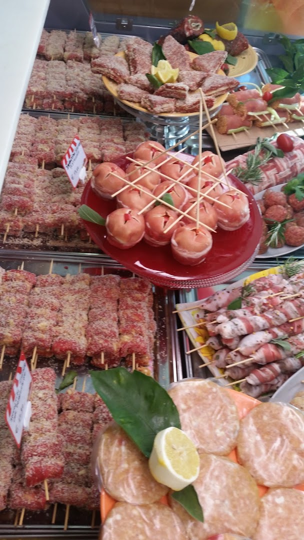 Macelleria carni crude e cotte