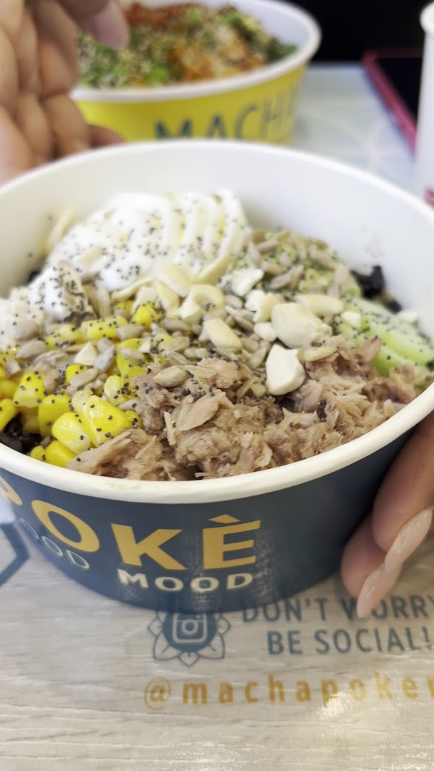 Macha Pokè Amendola