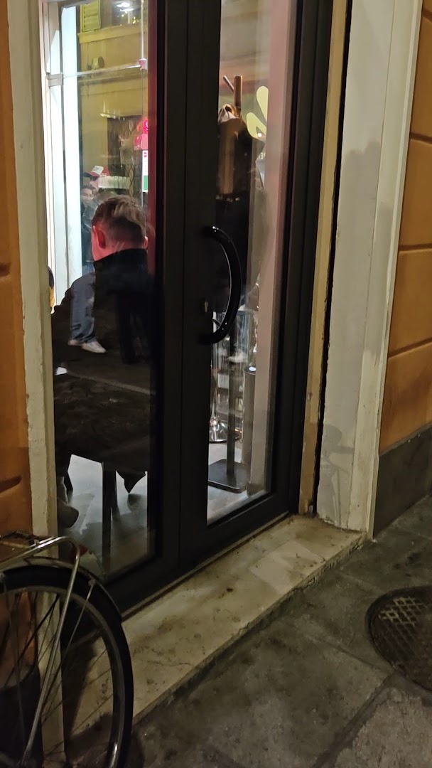 MADAI - entri per caso esci per sbaglio