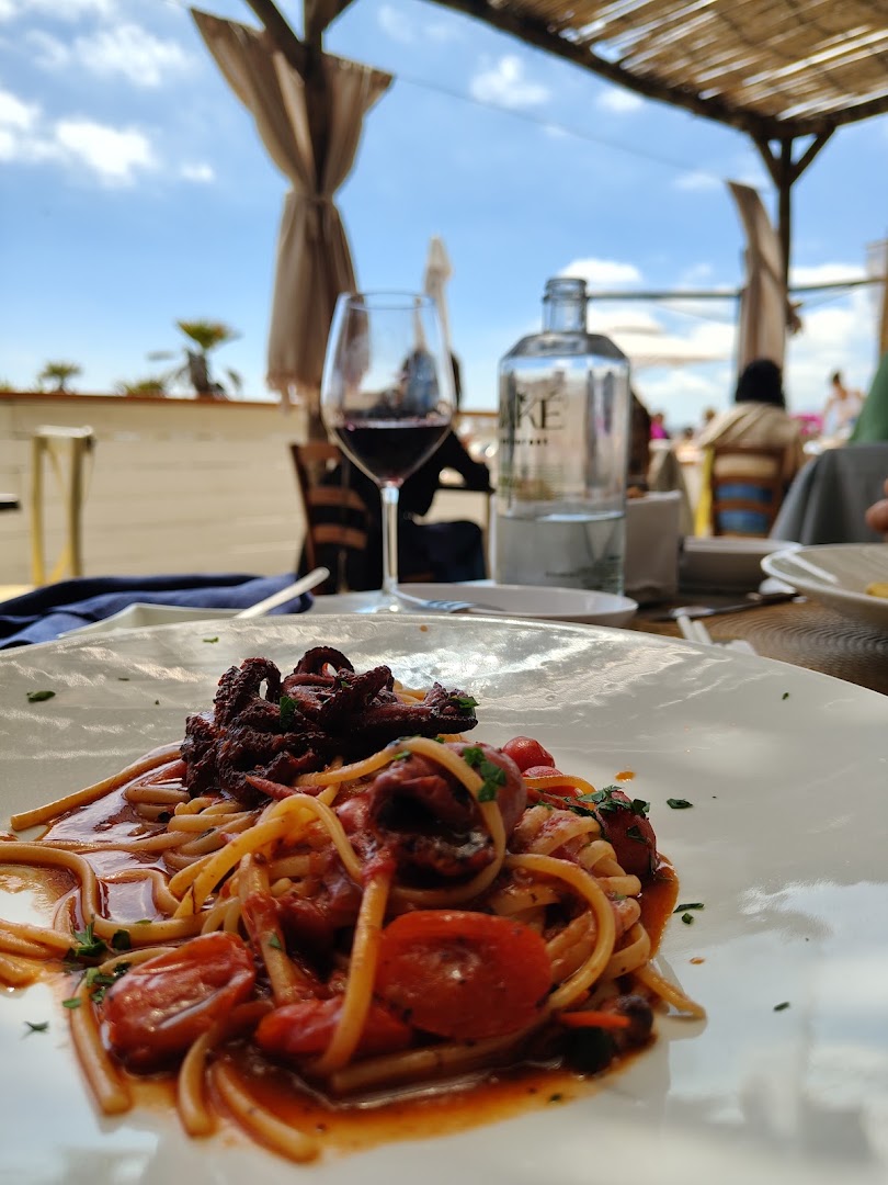 Madaké - Beach&Restaurant, Bacoli