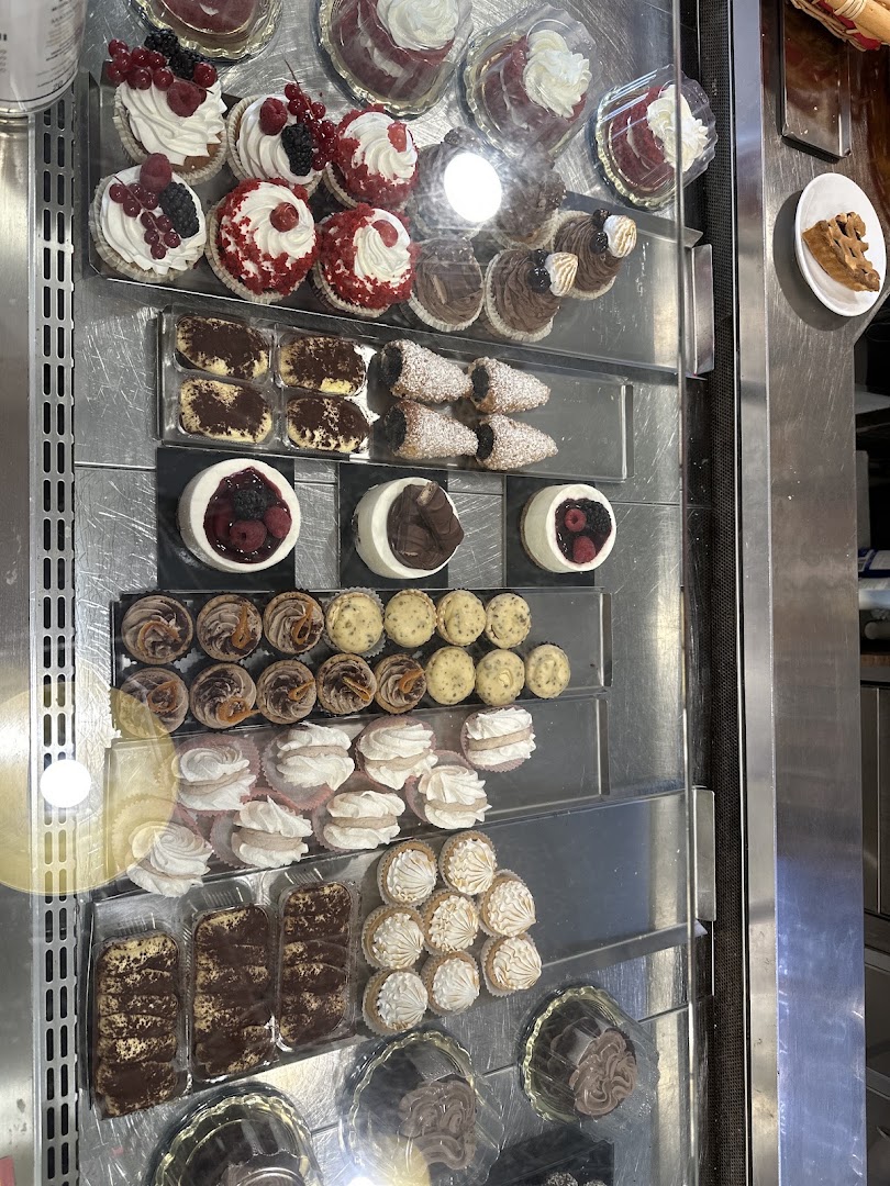 Madame Bakery