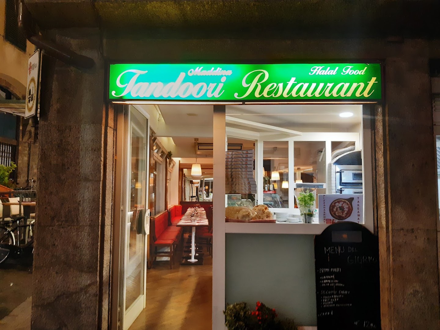 Maddina Florence Tandoori Restaurant Halal Food