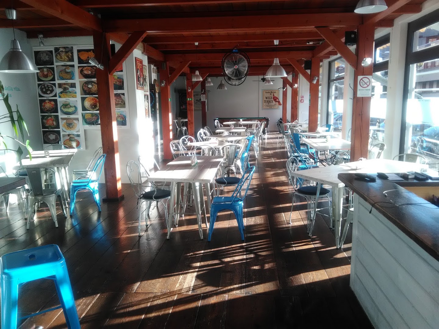 Madera Bar