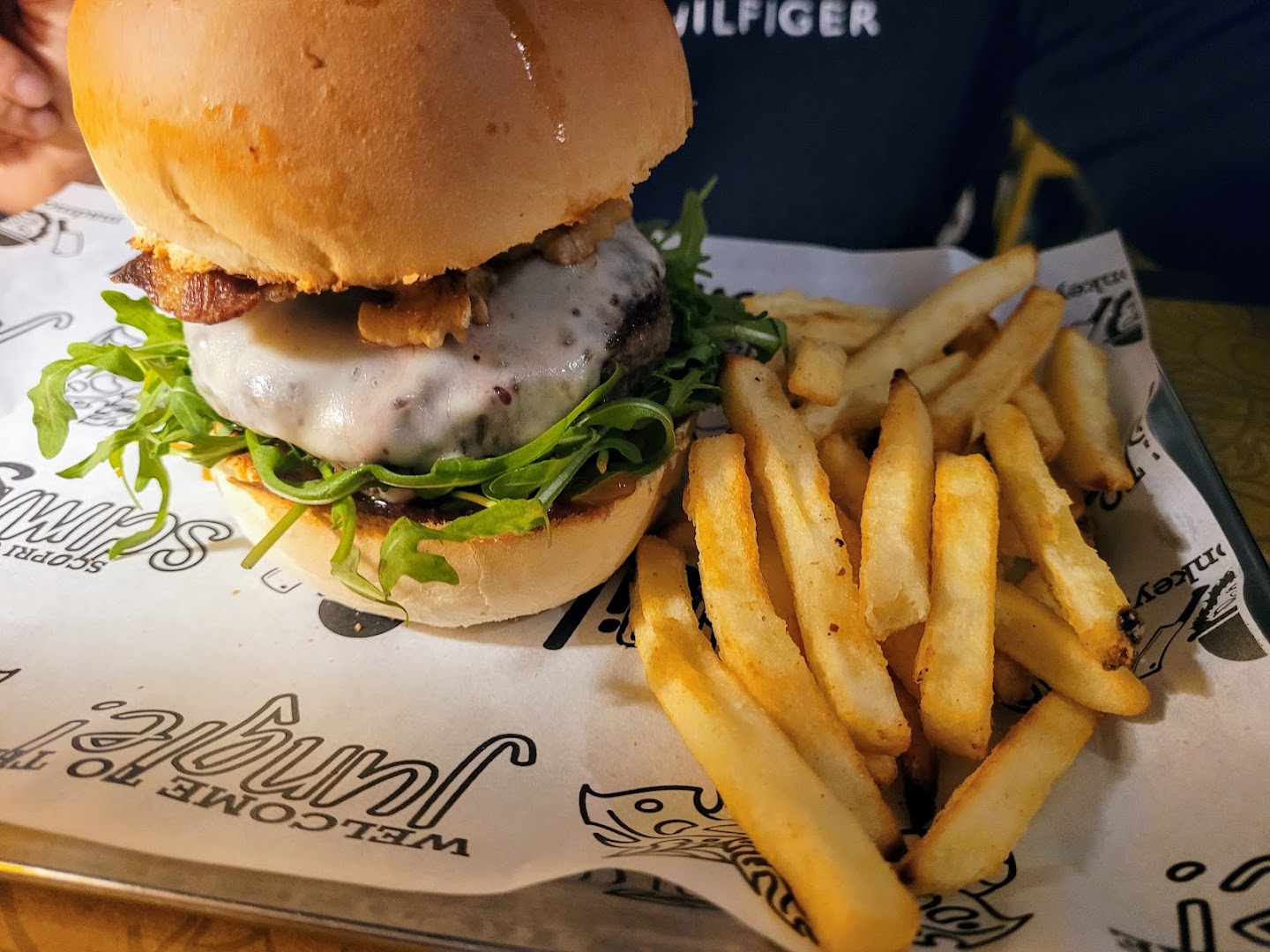 Madmonkeys | Burger street food & birreria