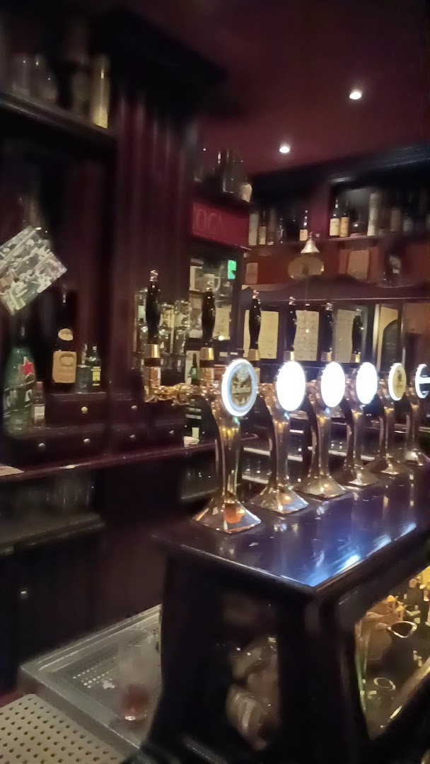 Madrigal Pub