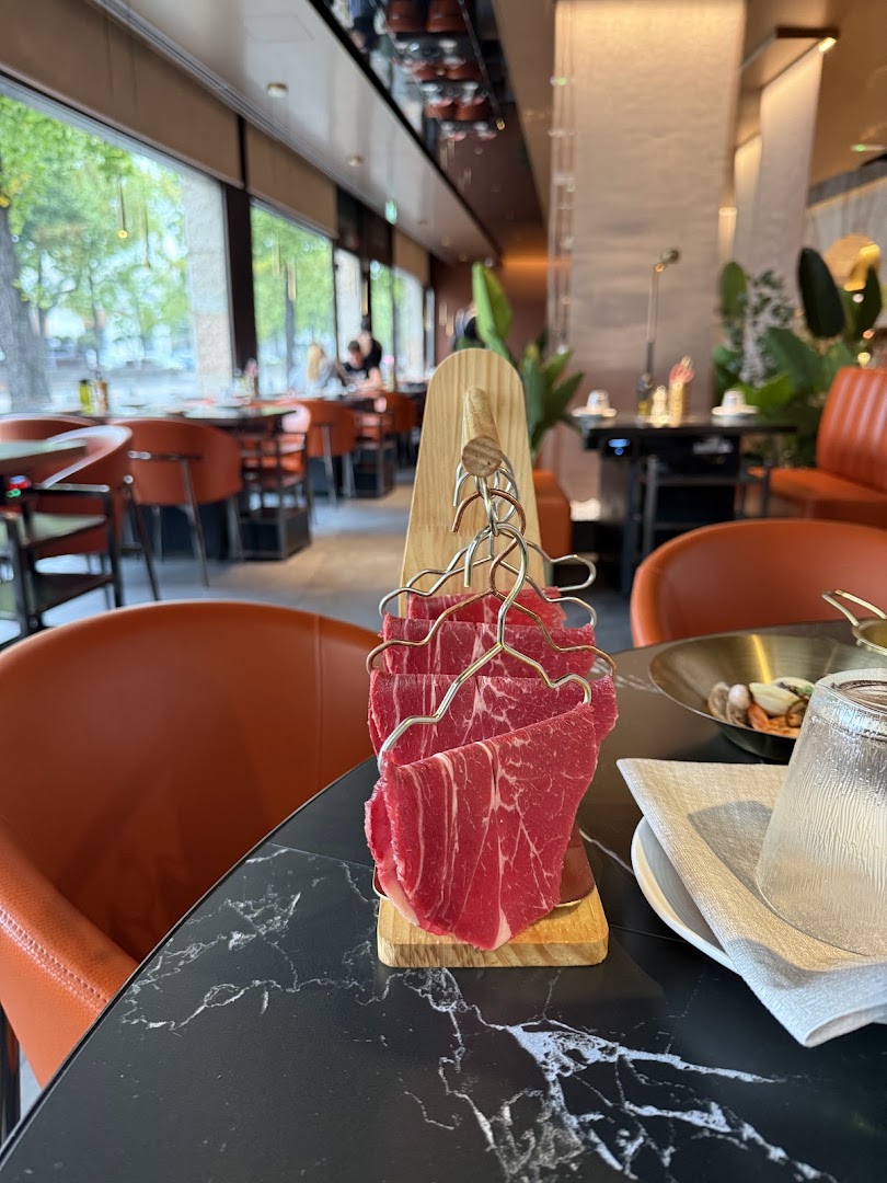 Magi BBQ （Asian Fusion Barbecue Restaurant）麻吉烤肉