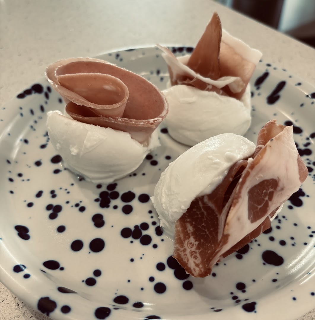 Maglù Caffè, Carovigno