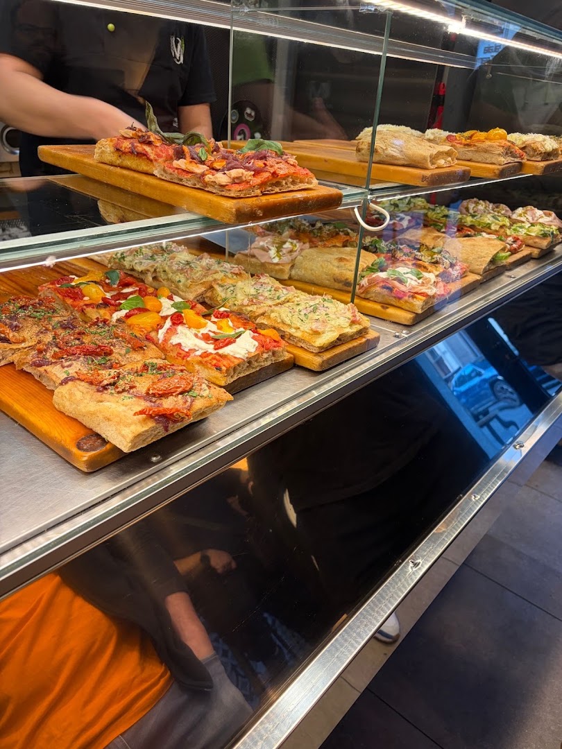 Magna Urban Pizza Lab