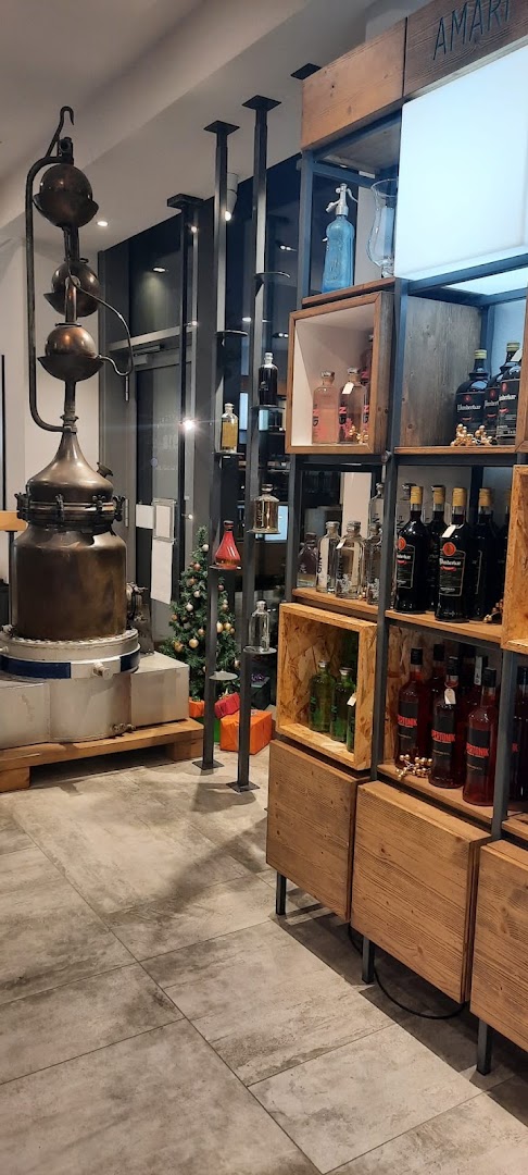Magnoberta Distilleria (S.A.S.)