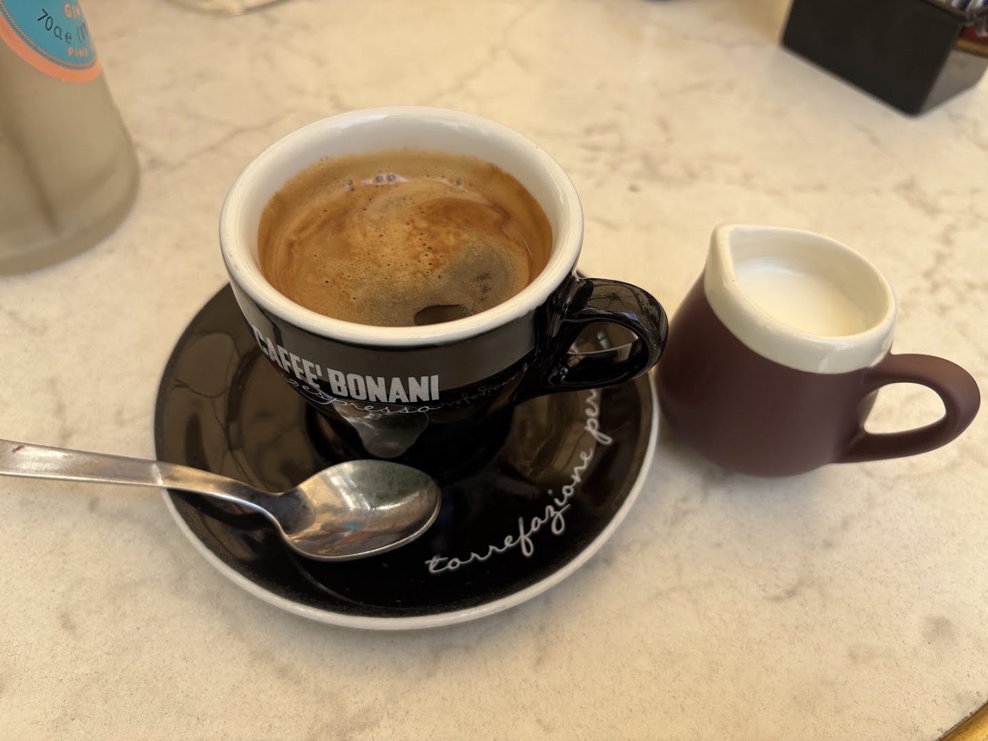 Magnolia Café