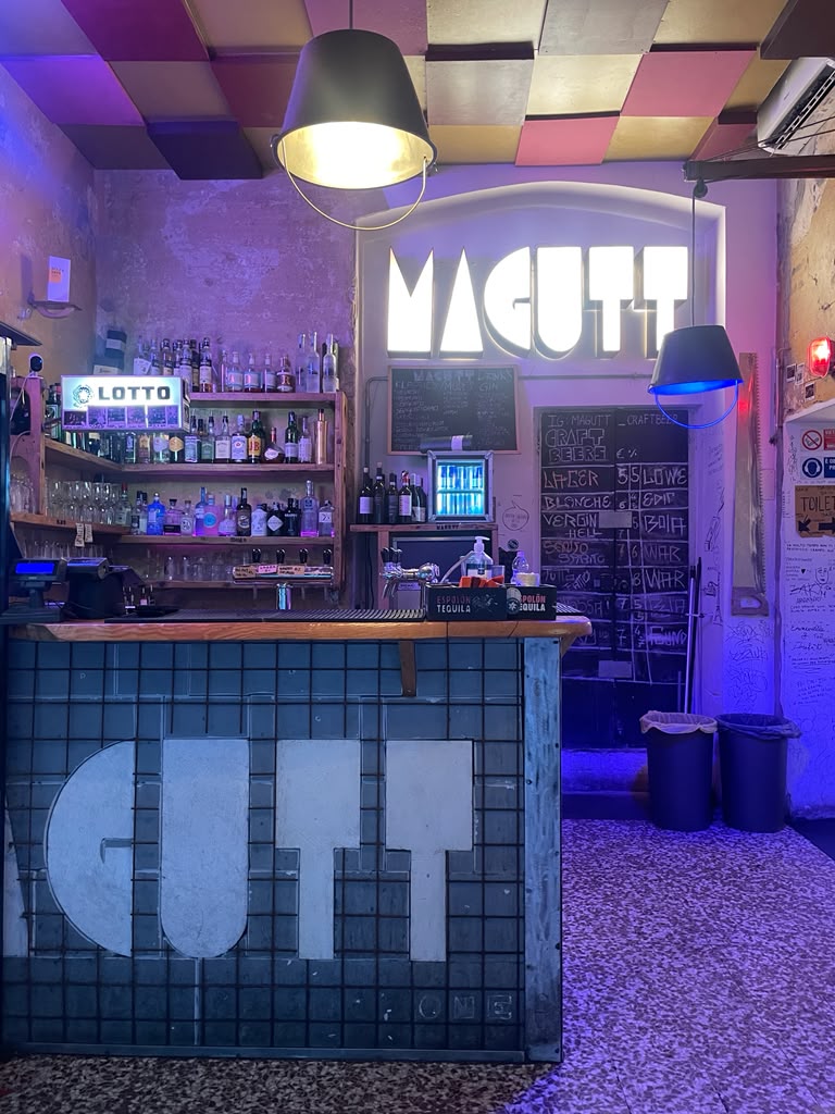 Magutt, Milano