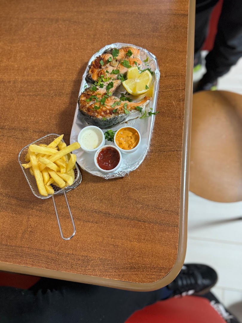 MAHA KEBAB & CHICKEN HUT