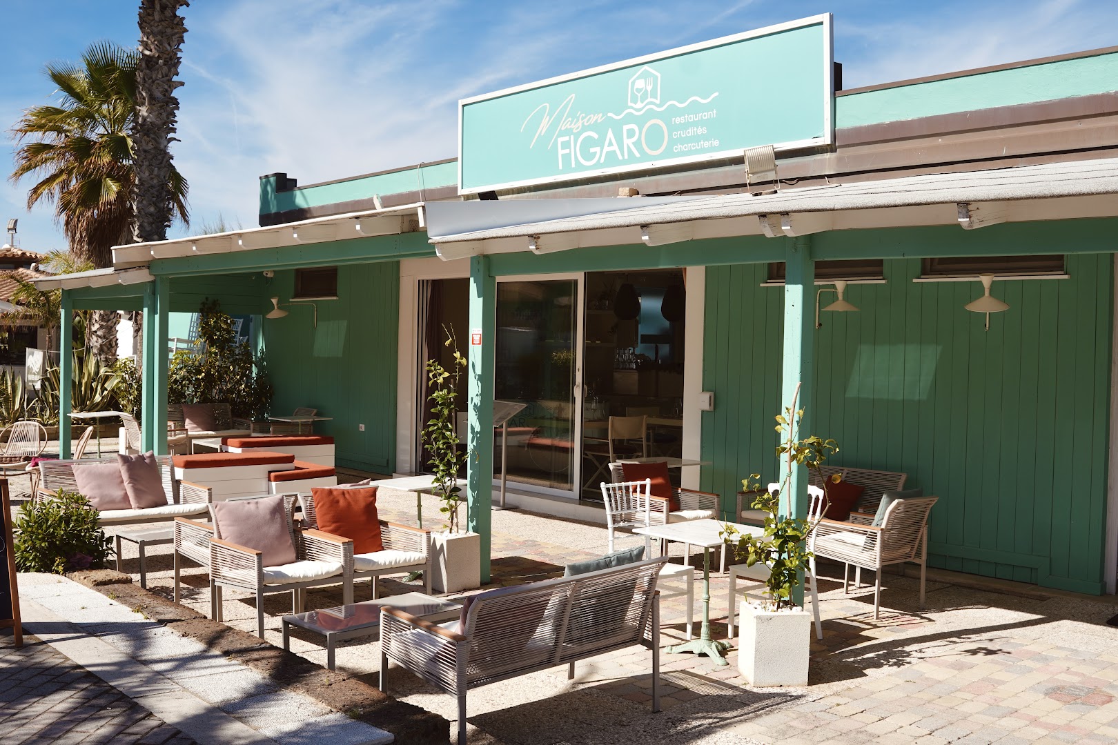 Maison Figaro, Porto San Giorgio