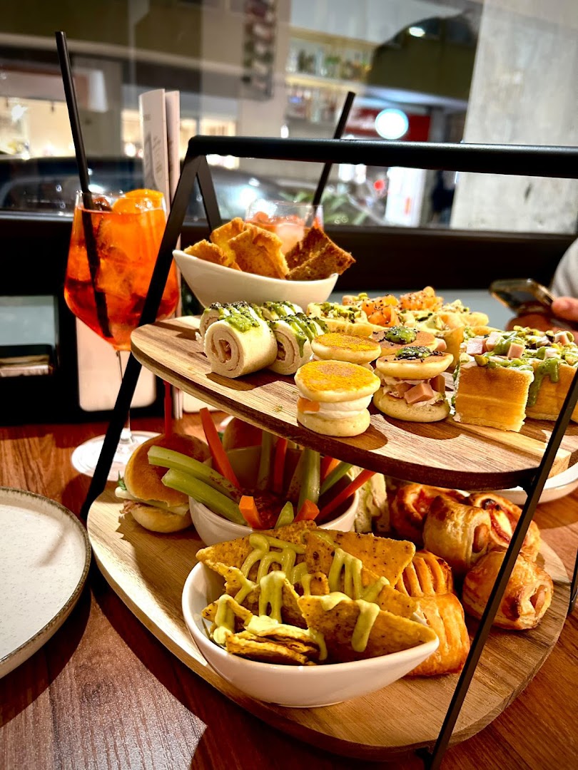 Makadè | breakfast aperitif and drink