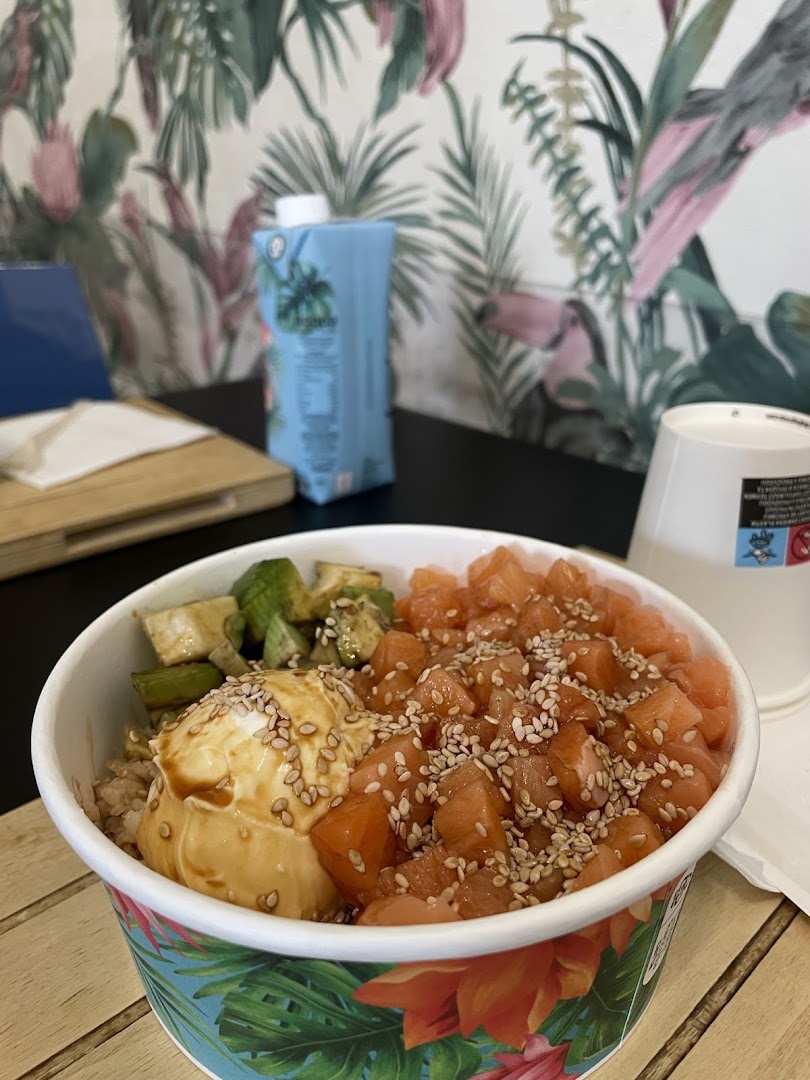 Makai Poke & Bubble Tea