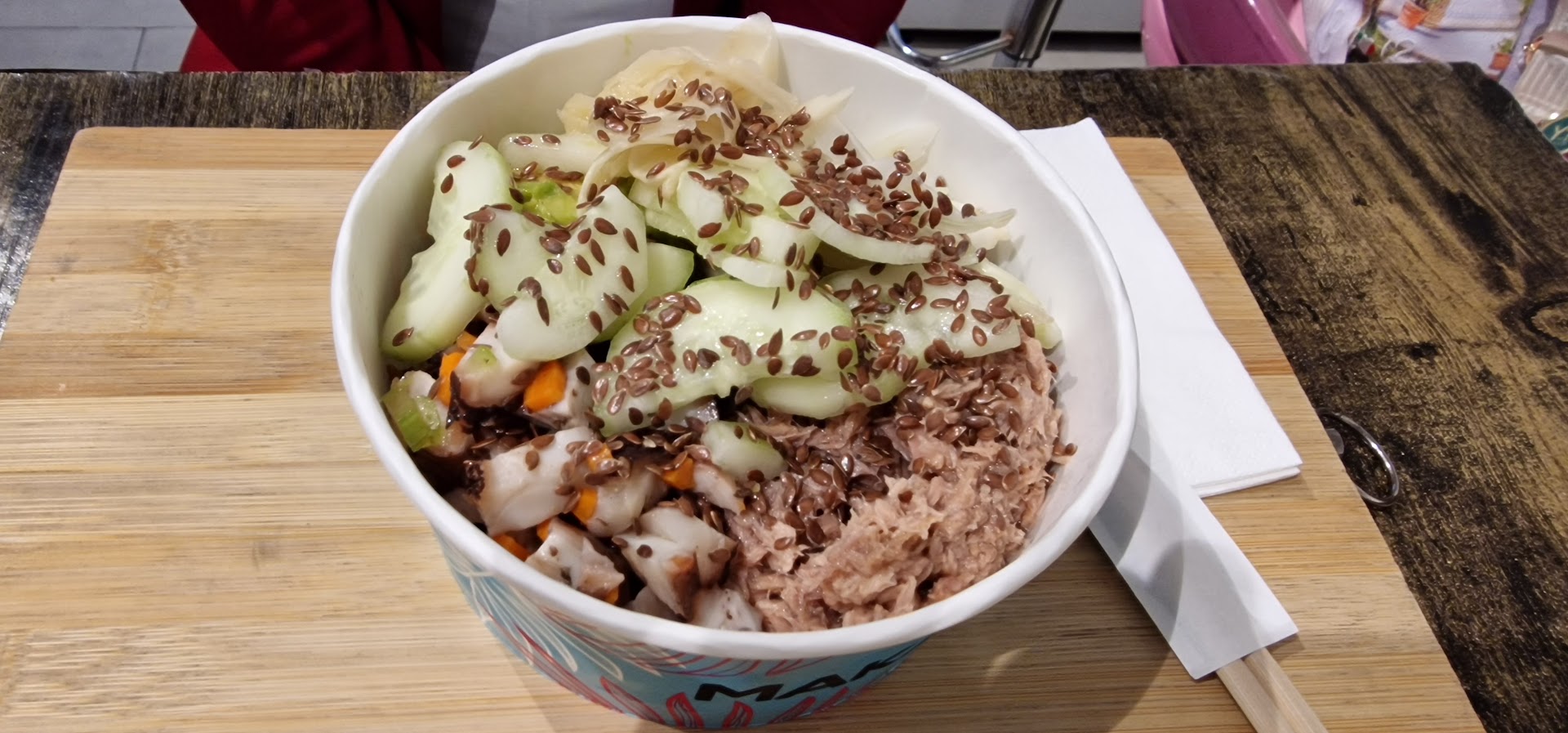 Makai Poke & Bubble Tea - Università