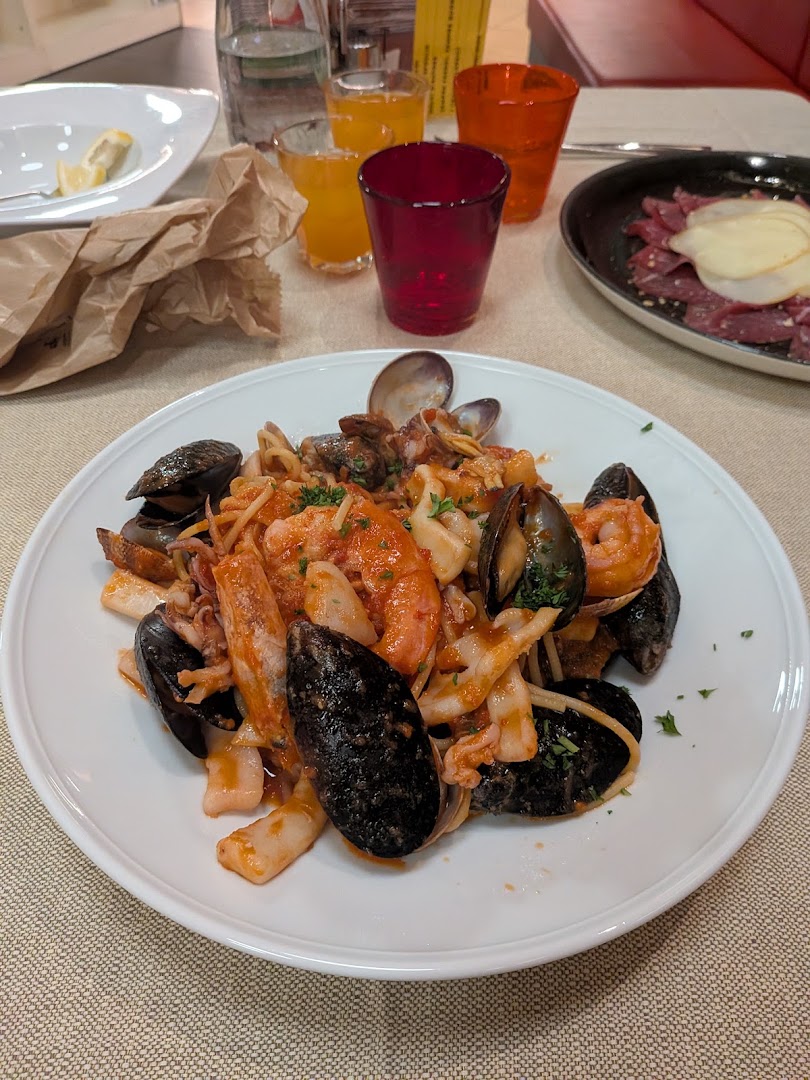 Makeroni Ristorante Pizzeria