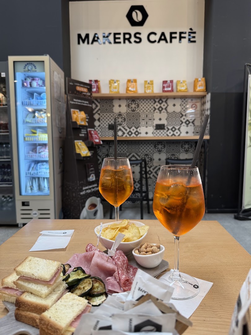 MAKERS CAFFE’