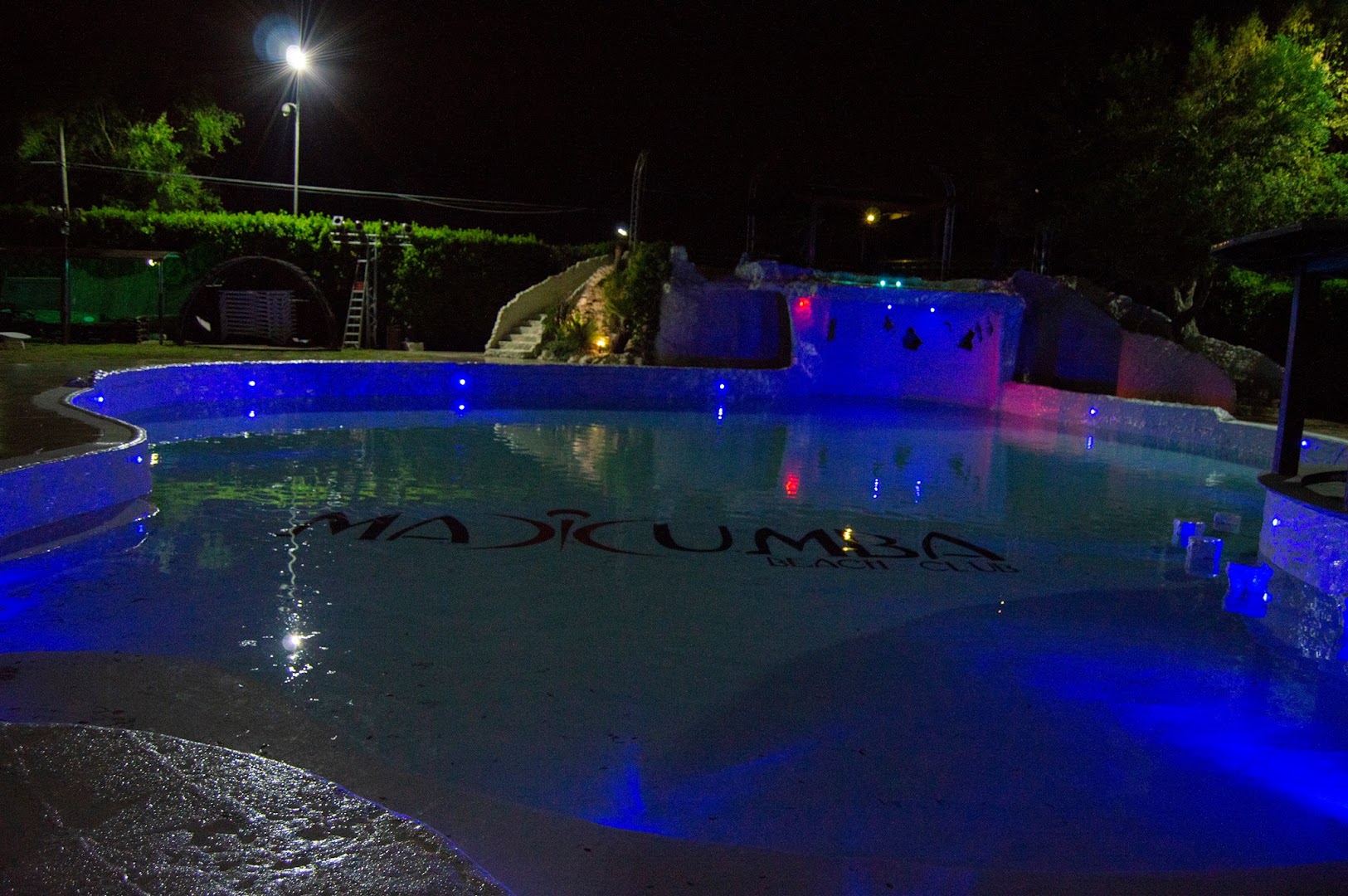 Makumba Beach Club