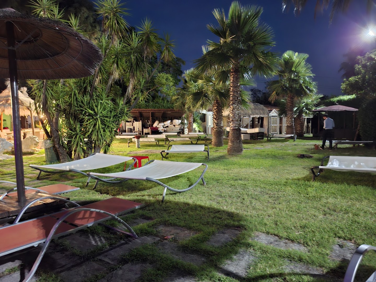 Makumba Beach Club