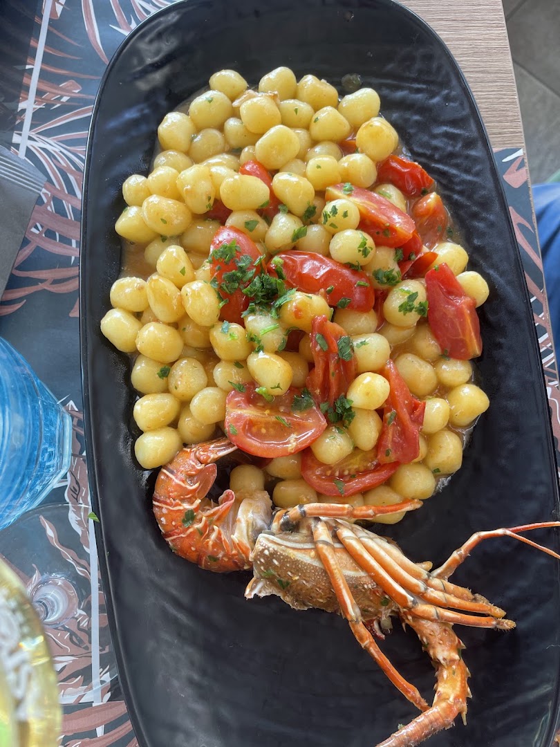 Malecon beach Bar