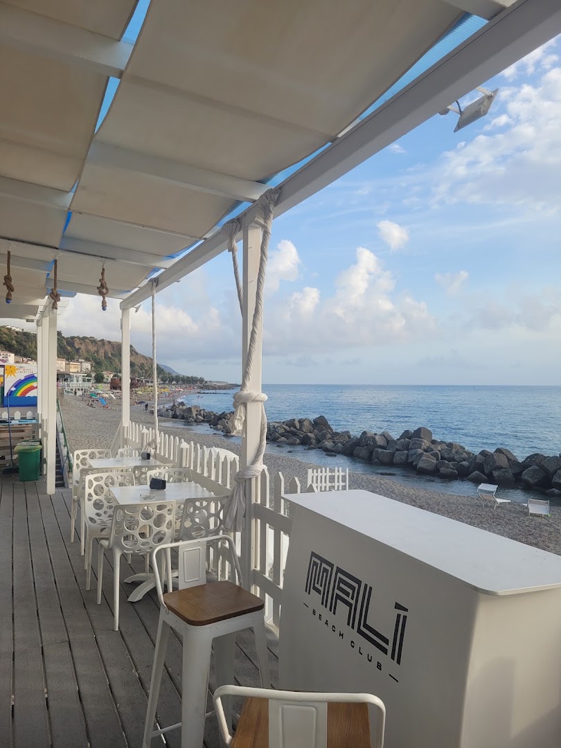 Malì Beach - Cocktails and Dreams