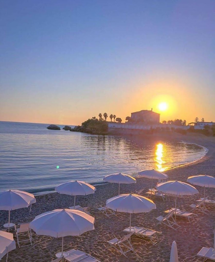 Malì Beach - Cocktails and Dreams