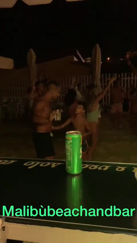 Malibu beach & bar