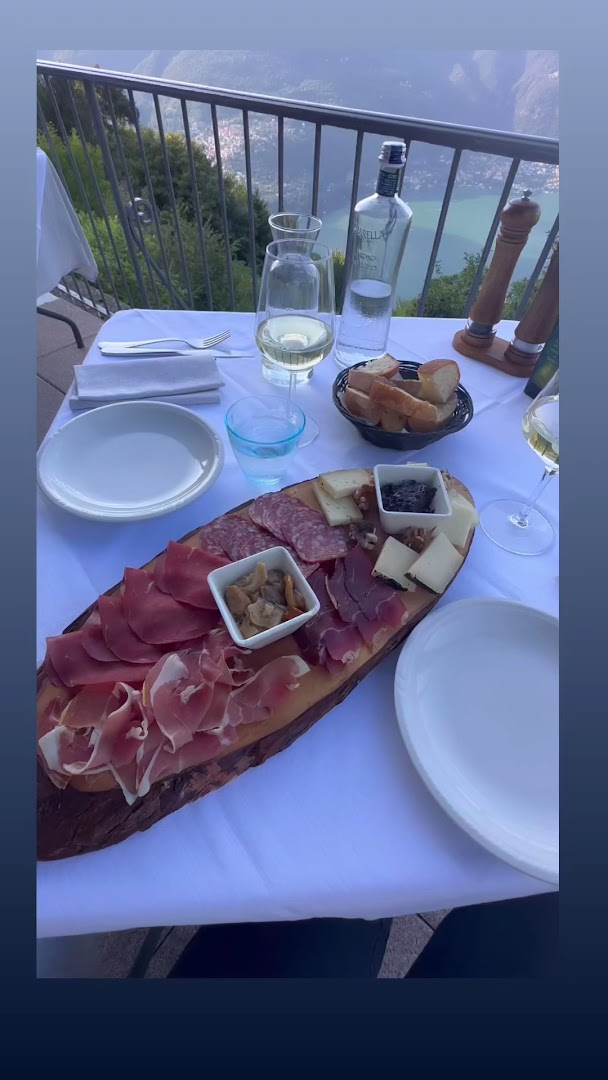 MamaGina Bistrot & Restaurant