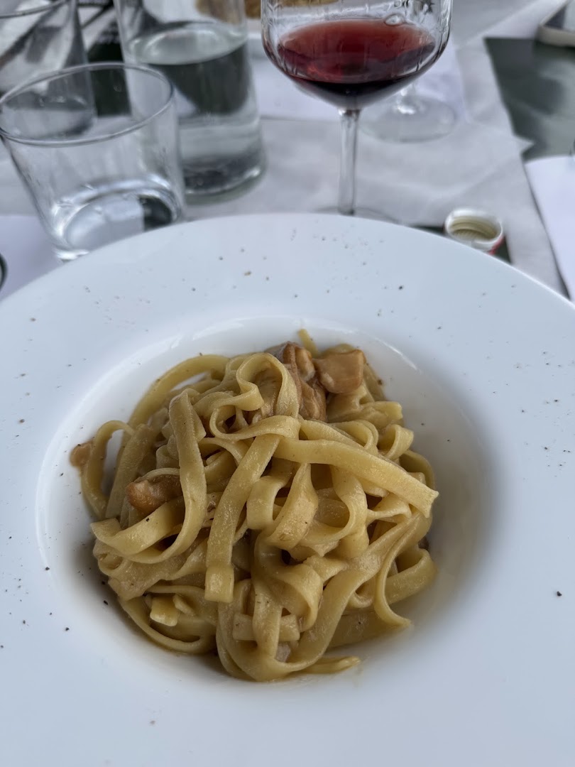 MamaGina Bistrot & Restaurant