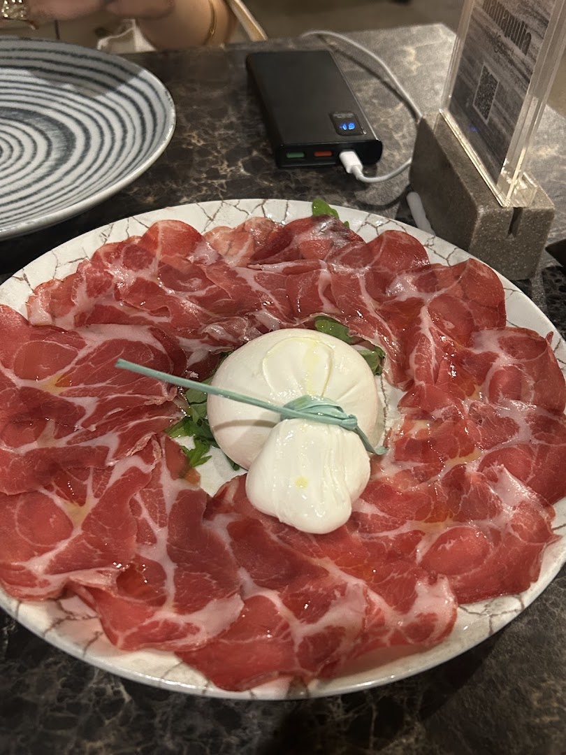 Mamapulia