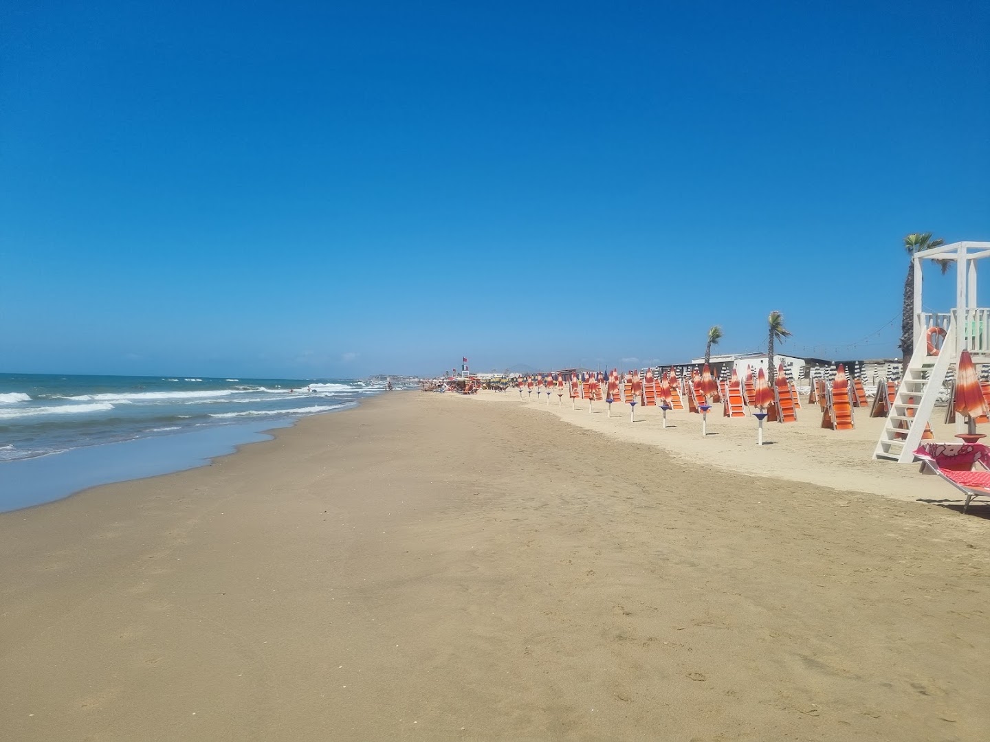 Mambo Beach Club