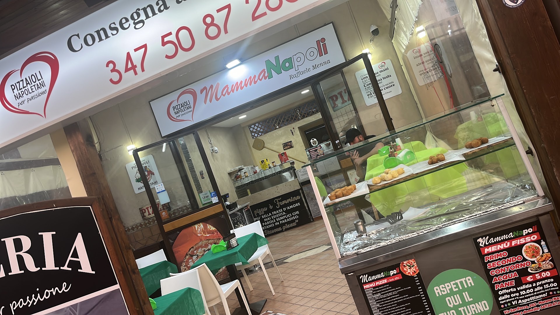Mamma Napoli Pizzeria tavola calda